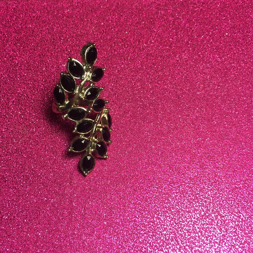 Fashion ring